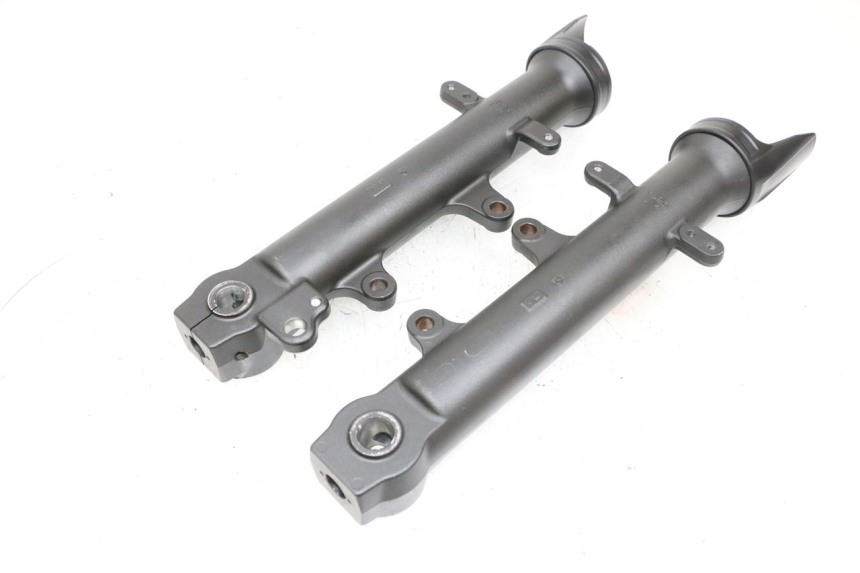 photo de GUARDA-POÓ DA FORQUILHA YAMAHA MT-07 MT07 ABS 700 (2018 - 2020) - Detalhe da peça