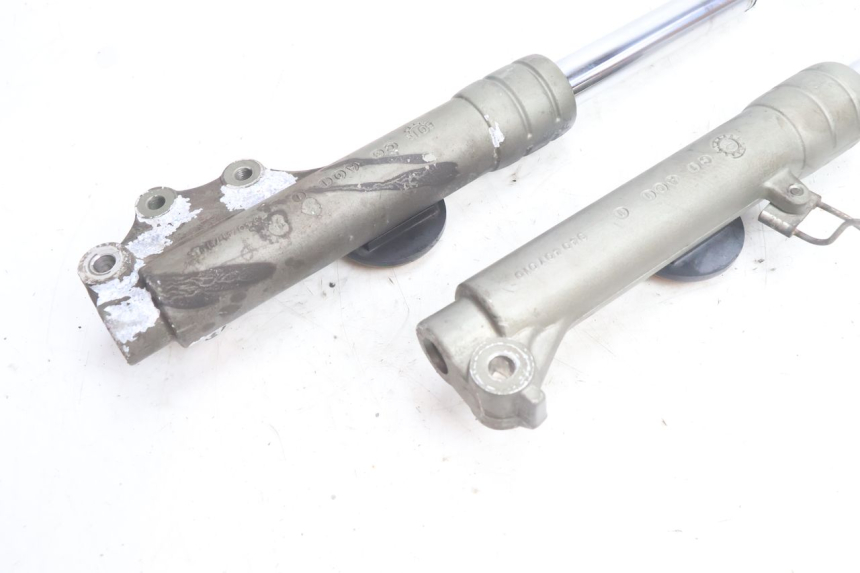 photo de MANGA DE GARFO YAMAHA NEO'S NEOS 2T 50 (1998 - 2007) - Detalhes característicos