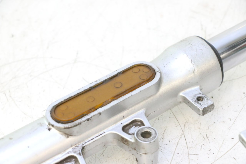 photo de MANGA DE GARFO KYMCO LIKE 4T 50 (2019 - 2025) - Outro ângulo de visão