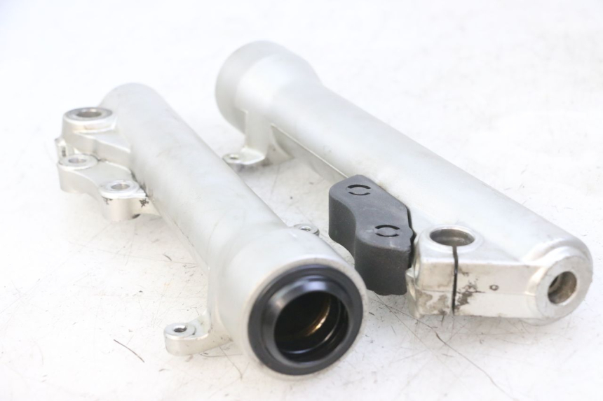 photo de GUARDA-POÓ DA FORQUILHA GILERA NEXUS 125 (2009 - 2013) - Detalhe da peça