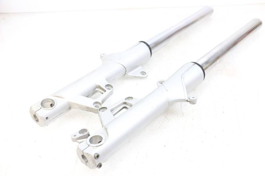photo de GUARDA-POEIRA DA SUSPENSÃO DIANTEIRA MOTO GUZZI NORGE 8V GT 1200 (2011 - 2016) - Vista principal