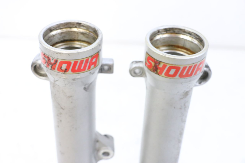 photo de GUARDA-POÓ DA FORQUILHA HONDA NSR R 125 (1994 - 2003) - Outro ângulo de visão