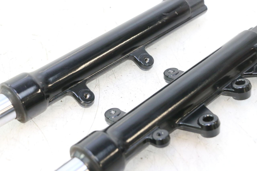 photo de MANGA DE HORQUILLA JM MOTORS R-MAX TECH 50 (2024 - 2026) - Detalhes característicos