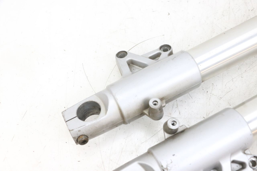 photo de GUARDA-POEIRA DA SUSPENSÃO DIANTEIRA BMW R RT ABS 1200 (2010 - 2014) - Ampliação dos componentes
