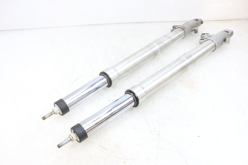 photo de GUARDA-POEIRA DA SUSPENSÃO DIANTEIRA BMW R RT ABS 1200 (2010 - 2014) - Pontos de fixação