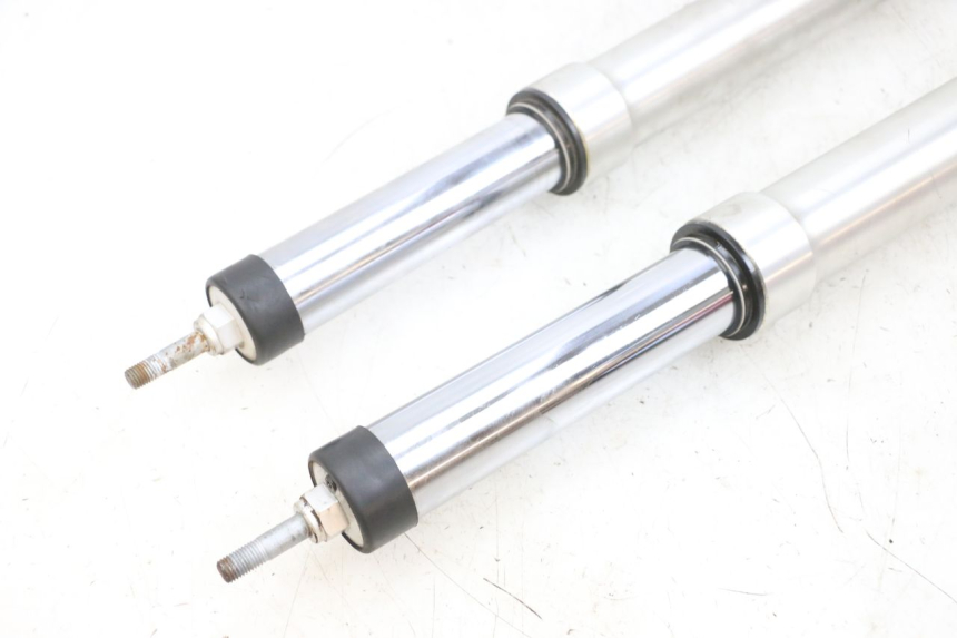 photo de GUARDA-POEIRA DA SUSPENSÃO DIANTEIRA BMW R RT ABS 1200 (2010 - 2014) - Marcações e referências