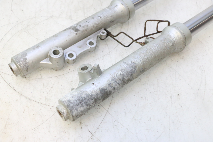 photo de MANGA DE HORQUILLA YIYING RETRO 125 (2008 - 2018) - Pontos de fixação