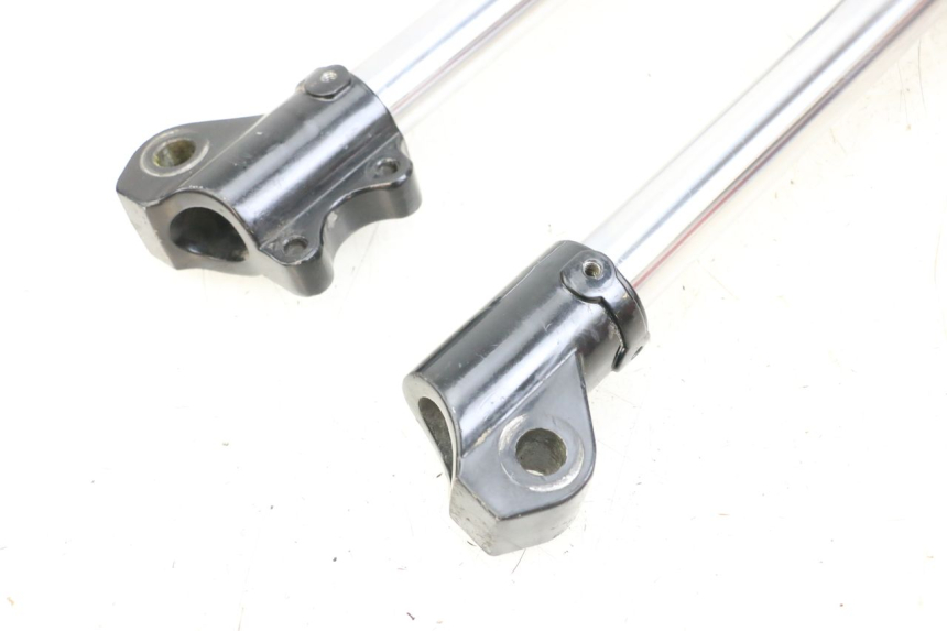 photo de GUARDA-POÓ DA FORQUILHA APOLLO RFZ 140 - Pontos de fixação