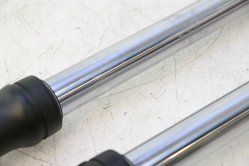 photo de GUARDA-POÓ DA FORQUILHA MASH SEVENTY FIVE 125 (2013 - 2021) - Vista de perto