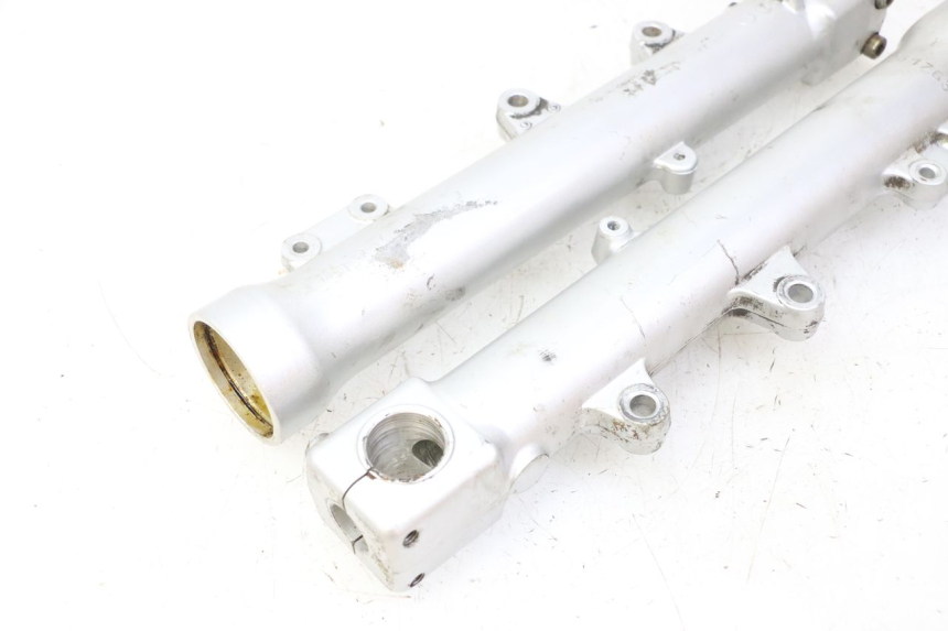 photo de GUARDA-POEIRA DA SUSPENSÃO DIANTEIRA TRIUMPH SPRINT 900 (1995 - 1998) - Estado da superfície