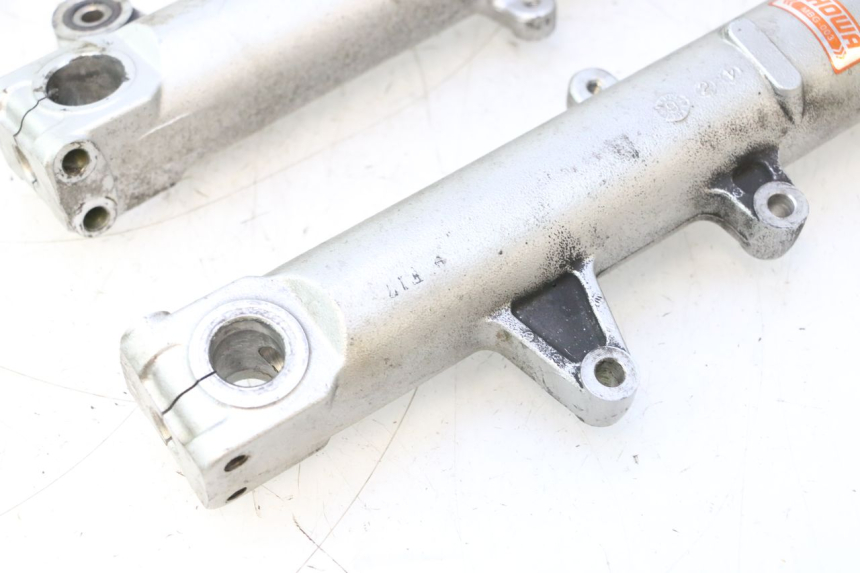 photo de TUBO DE GARFO HONDA VFR FI RC46 800 (1998 - 2001) - Marcações e referências