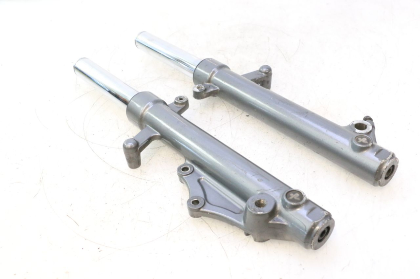 photo de GUARDA-POEIRA DA SUSPENSÃO DIANTEIRA YAMAHA XMAX X-MAX 125 (2006 - 2009) - Ângulo alternativo