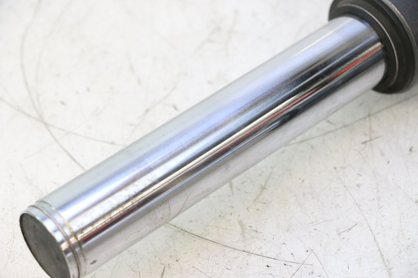 photo de GUARDA-POEIRA DA SUSPENSÃO DIANTEIRA YAMAHA XMAX X-MAX 125 (2006 - 2009) - Ampliação técnica