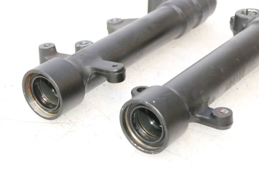 photo de GUARDA-POÓ DA FORQUILHA YAMAHA X-MAX XMAX 125 (2010 - 2013) - Ampliação técnica