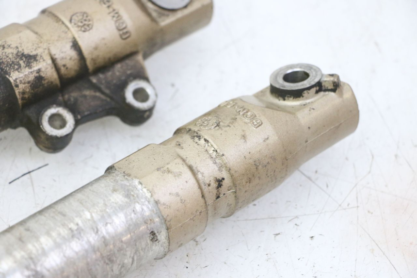 photo de GUARDA-POÓ DA SUSPENSÃO DIANTEIRA HONDA X8R 50 (1998 - 2003) - Ampliação técnica