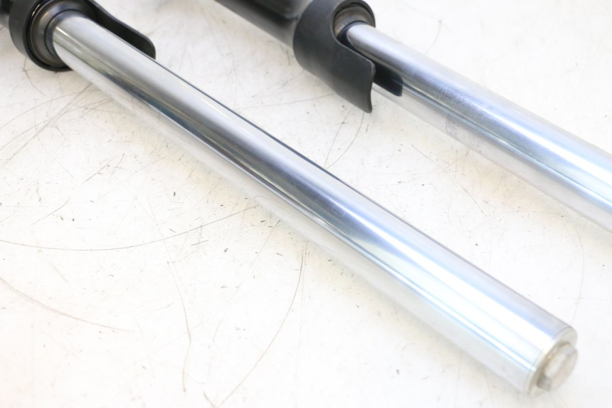 photo de MANGA DE HORQUILLA YAMAHA XP T-MAX ABS 500 (2005 - 2005) - Vista geral