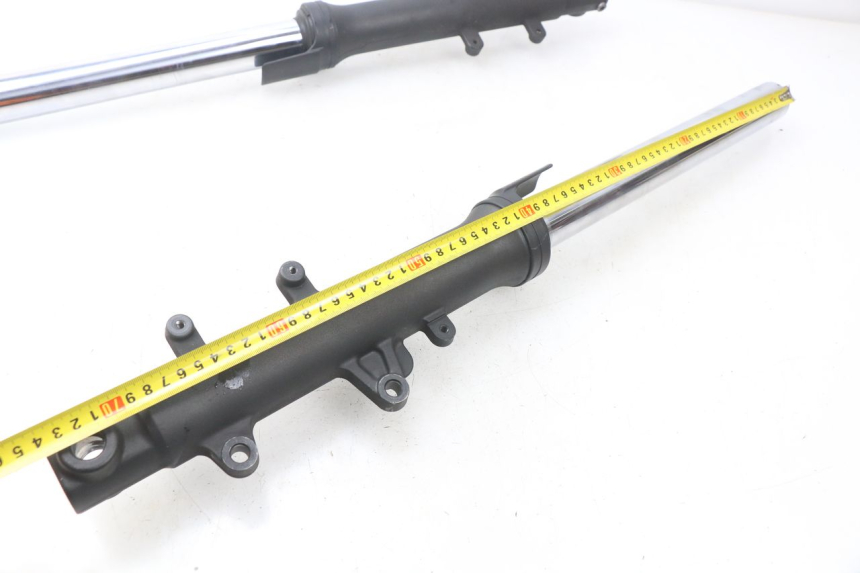 photo de GUARDA-PO DA FORQUILHA YAMAHA XP T-MAX TMAX 500 (2008 - 2012) - Zoom do estado de desgaste