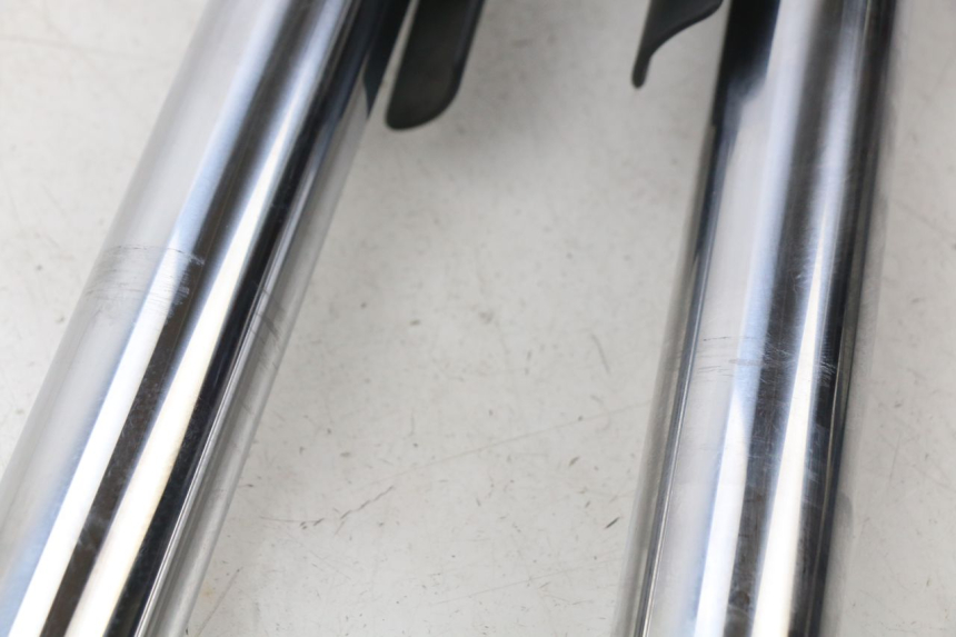 photo de GUARDA-PO DA FORQUILHA YAMAHA XP T-MAX TMAX 500 (2008 - 2012) - Ampliação técnica