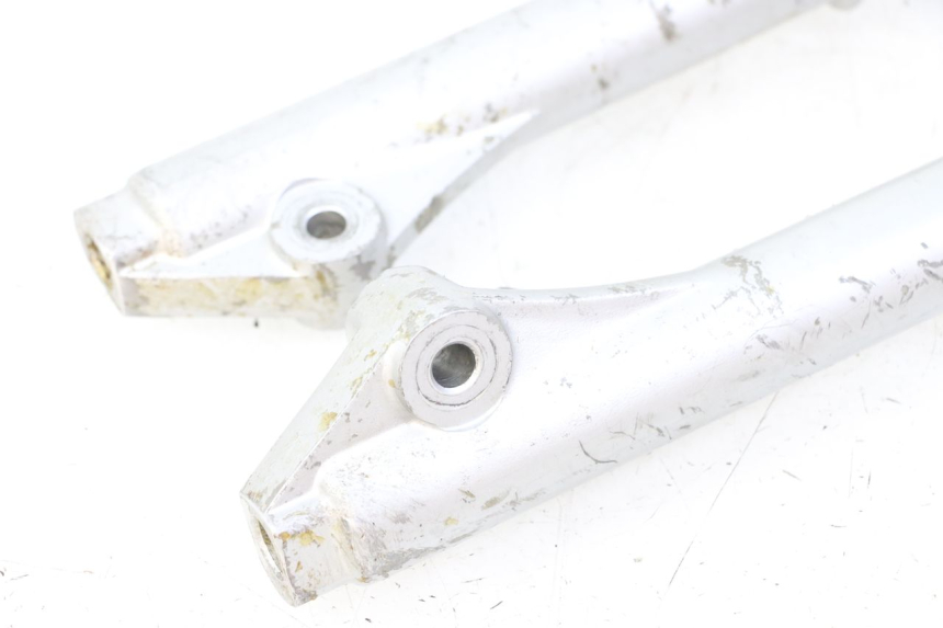 photo de GUARDA-POEIRA DA SUSPENSÃO DIANTEIRA YAMAHA PW 80 (1983 - 2014) - Estado da superfície