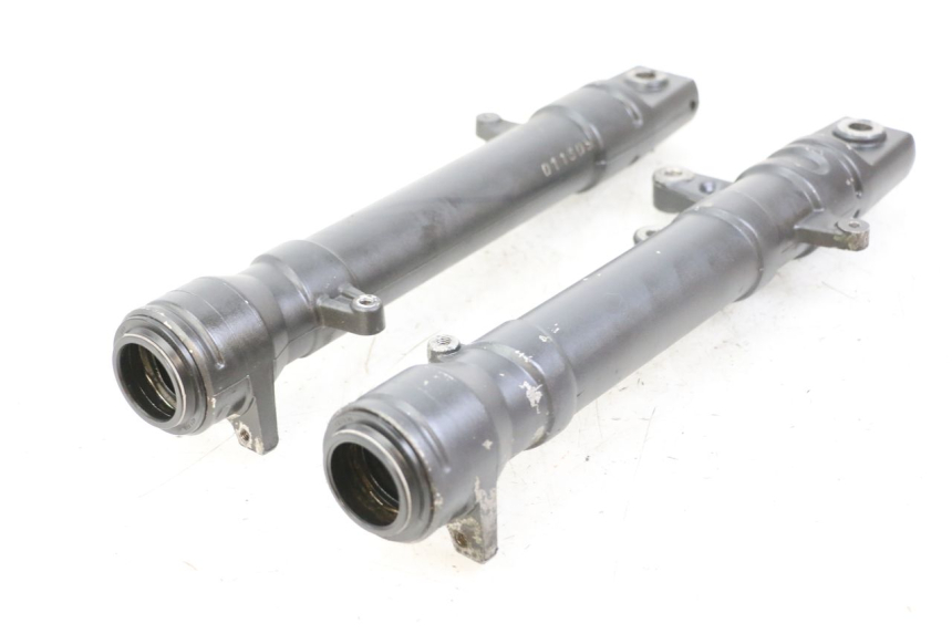 photo de GUARDA-POÓ DA FORQUILHA YAMAHA TZR 50 (2008 - 2016) - Pontos de fixação