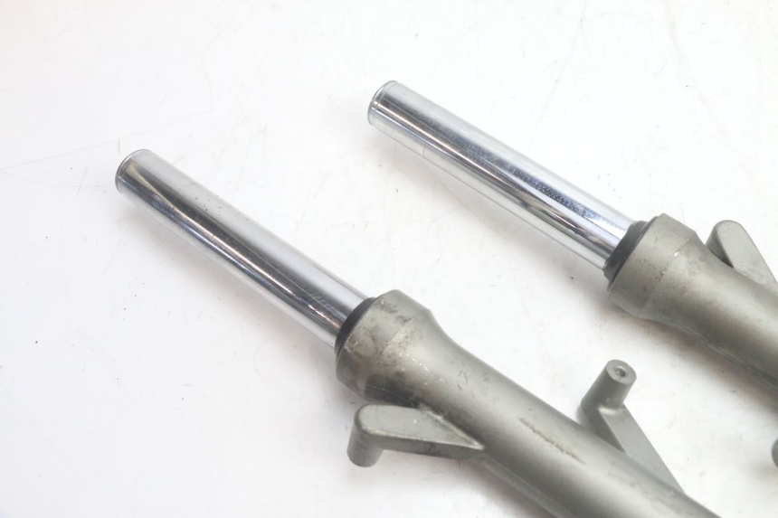 photo de MANGA DE HORQUILLA YAMAHA YP MAJESTY 125 (1998 - 2001) - Detalhe da peça