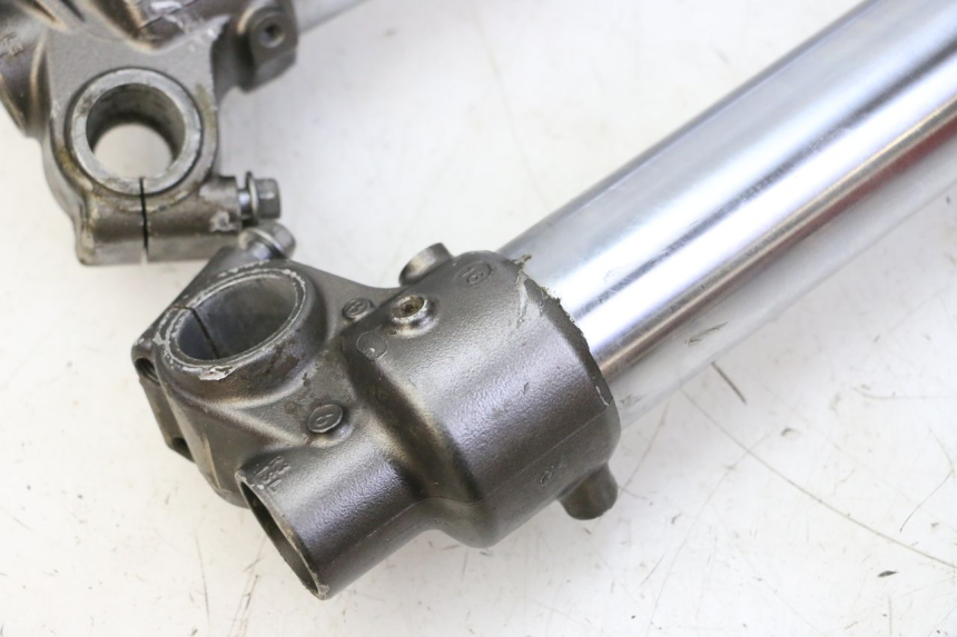 photo de GUARDA-POÓ DA FORQUILHA YAMAHA YZ-F YZF 250 (2014 - 2018) - Outro ângulo de visão