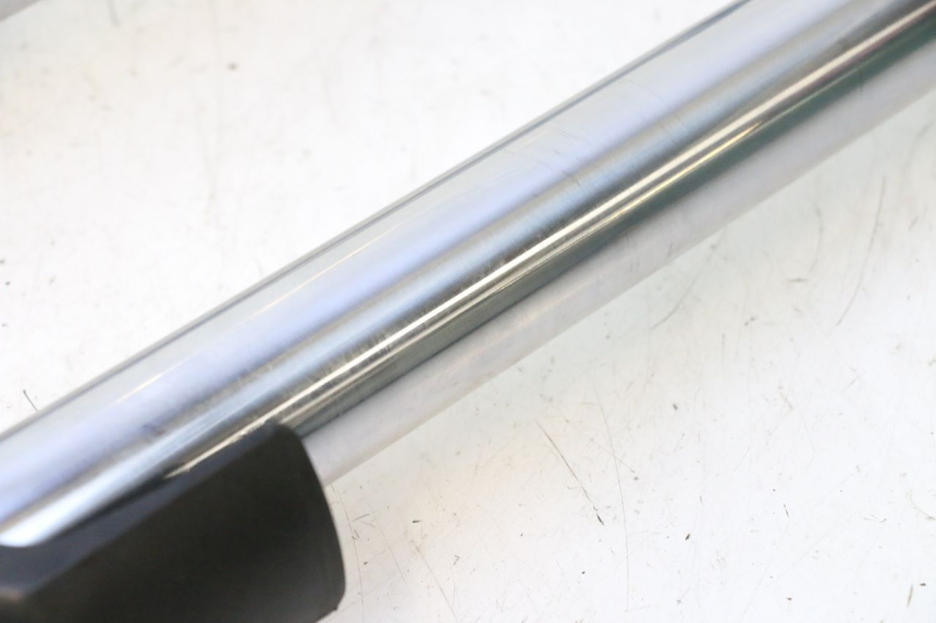 photo de MANGA DE HORQUILLA KAWASAKI ZZR 600 (1995 - 2004) - Pontos de fixação