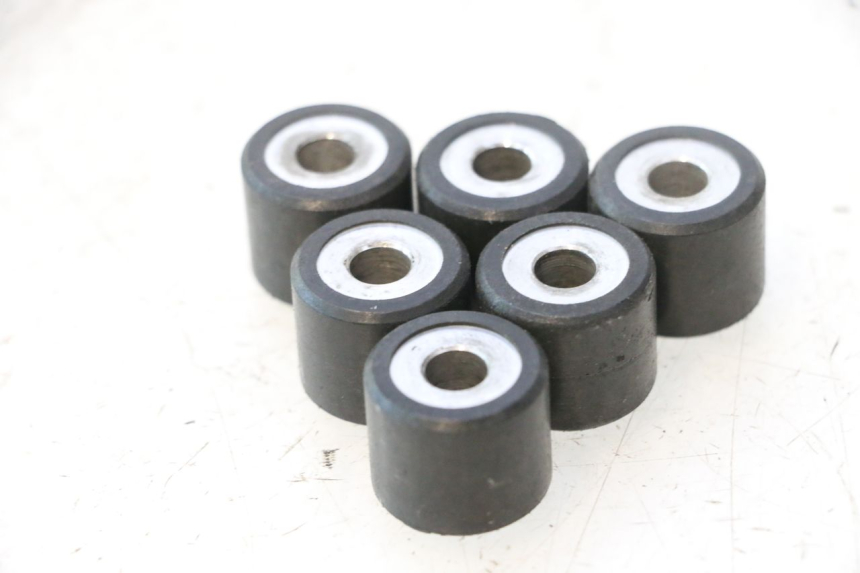 photo de ROLAMENTOS DO VARIADOR PIAGGIO X9 AMALFI 180 (2000 - 2003) - Zoom do estado de desgaste