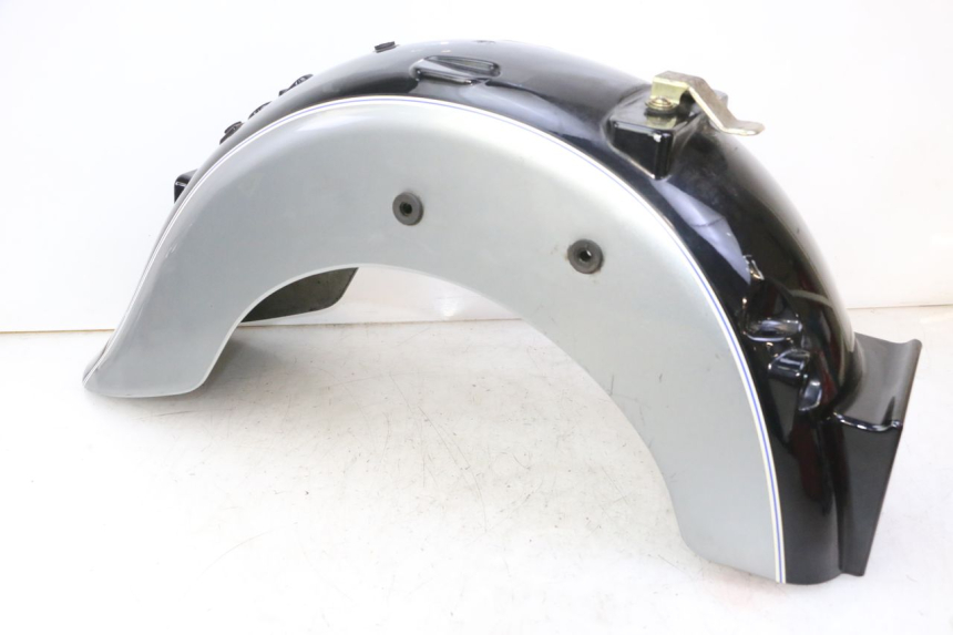 photo de PARALAMA TRASEIRO HYOSUNG GV AQUILA 125 (2000 - 2009) - Detalhes característicos