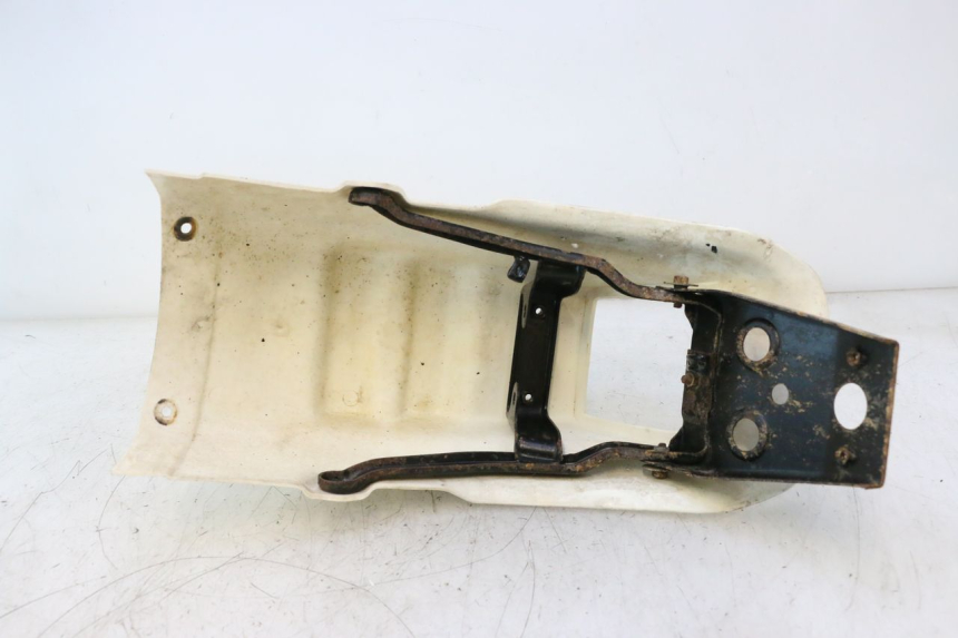 photo de PARALAMA TRASEIRO SUZUKI DR S 600 (1985 - 1989) - Vista geral