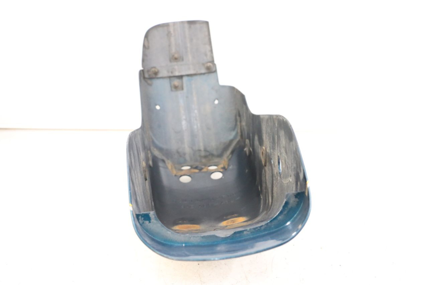 photo de PARALAMA TRASEIRO SUZUKI GZ MARAUDER 125 (1998 - 2004) - Zoom do estado de desgaste