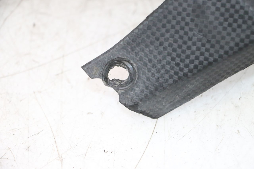 photo de PARALAMA TRASEIRO PEUGEOT LUDIX SNAKE 2T 50 (2004 - 2014) - Estado da superfície