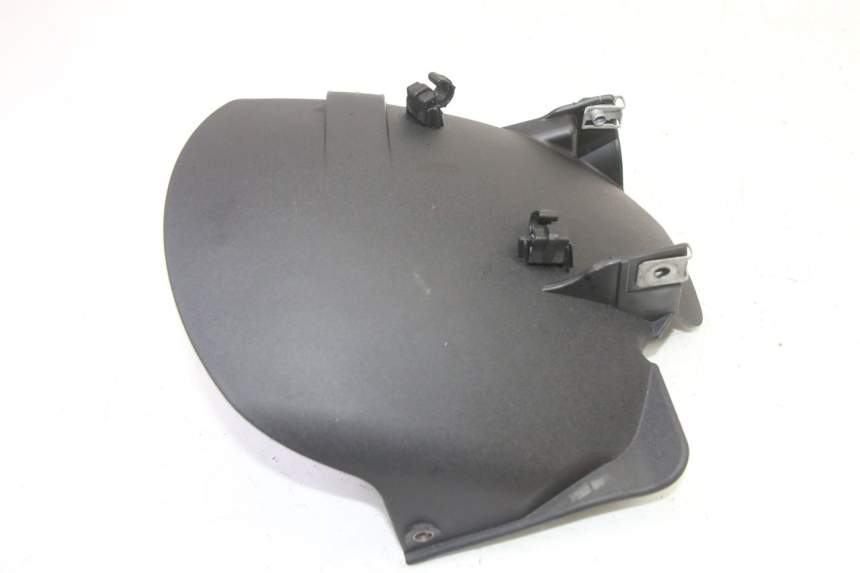 photo de PARALAMA TRASEIRO PIAGGIO MP3 HPE 310 (2024 - 2025) - Outro ângulo de visão