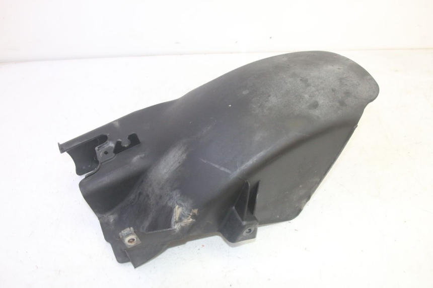 photo de PARALAMA TRASEIRO PIAGGIO MP3 HPE 350 (2018 - 2020) - Zoom do estado de desgaste