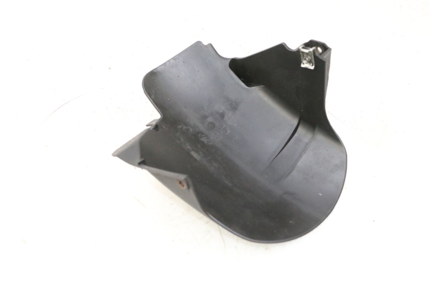 photo de PARALAMA TRASEIRO PIAGGIO MP3 HPE 300 (2019 - 2026) - Zoom do estado de desgaste