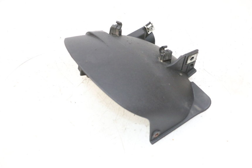 photo de PARALAMA TRASEIRO PIAGGIO MP3 HPE 300 (2019 - 2026) - Outro ângulo de visão