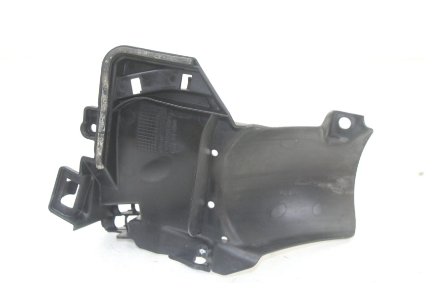 photo de PARALAMA TRASEIRO HONDA PCX (JF57/JF64) 125 (2014 - 2018) - Pontos de fixação