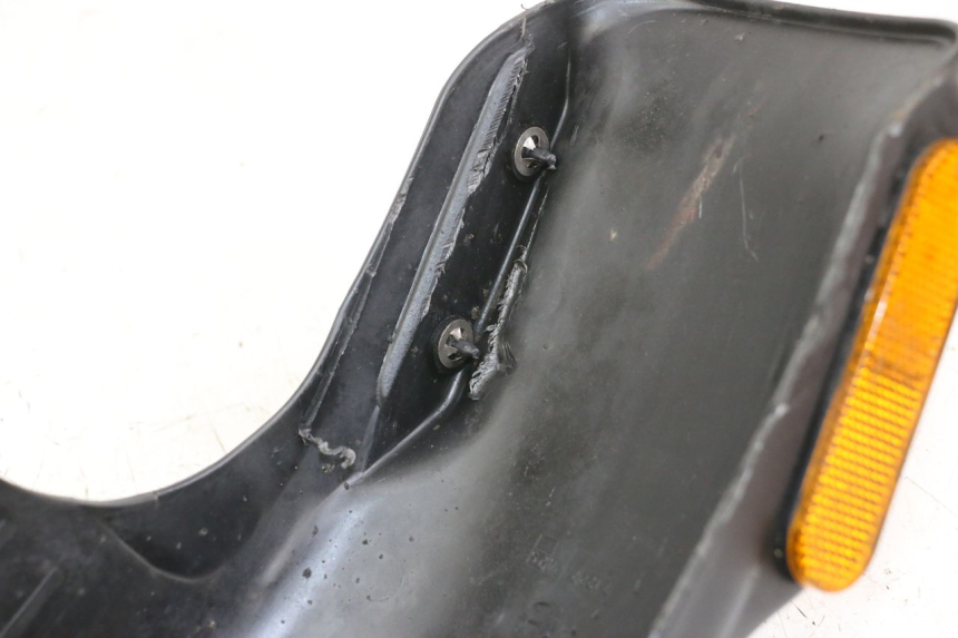 photo de PARALAMA TRASEIRO PIAGGIO LIBERTY IGET 4T 50 (2021 - 2025) - Zoom do estado de desgaste