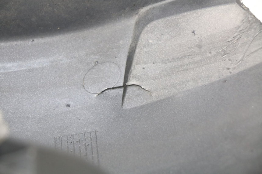photo de PARALAMA TRASEIRO APRILIA SR 2T 50 (2012 - 2017) - Detalhe da peça
