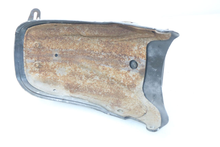 photo de PARALAMA TRASEIRO YAMAHA SR 125 (1982 - 2003) - Zoom do estado de desgaste