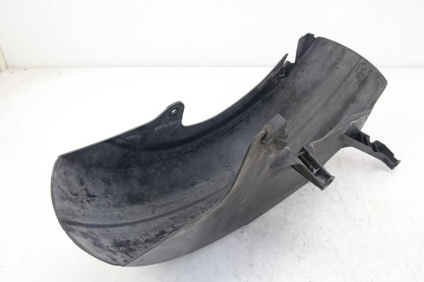 photo de PARALAMA TRASEIRO YAMAHA XMAX X-MAX 125 (2006 - 2009) - Pontos de fixação