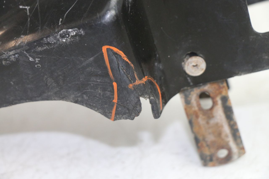 photo de PARALAMA DIANTEIRO PEUGEOT 103 SPX CLIP 50 (1989 - 1992) - Detalhe da peça