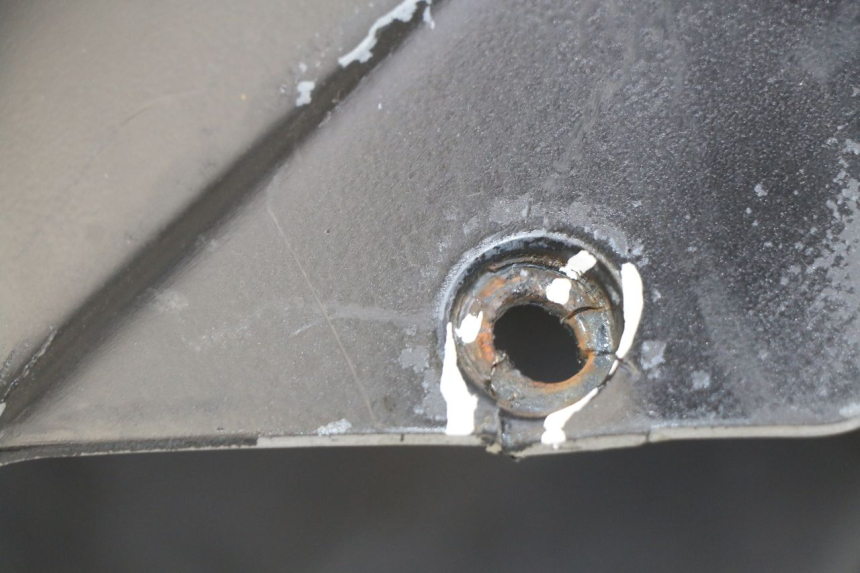 photo de PARALAMA DIANTEIRO APRILIA ATLANTIC 125 (2003 - 2009) - Pontos de fixação