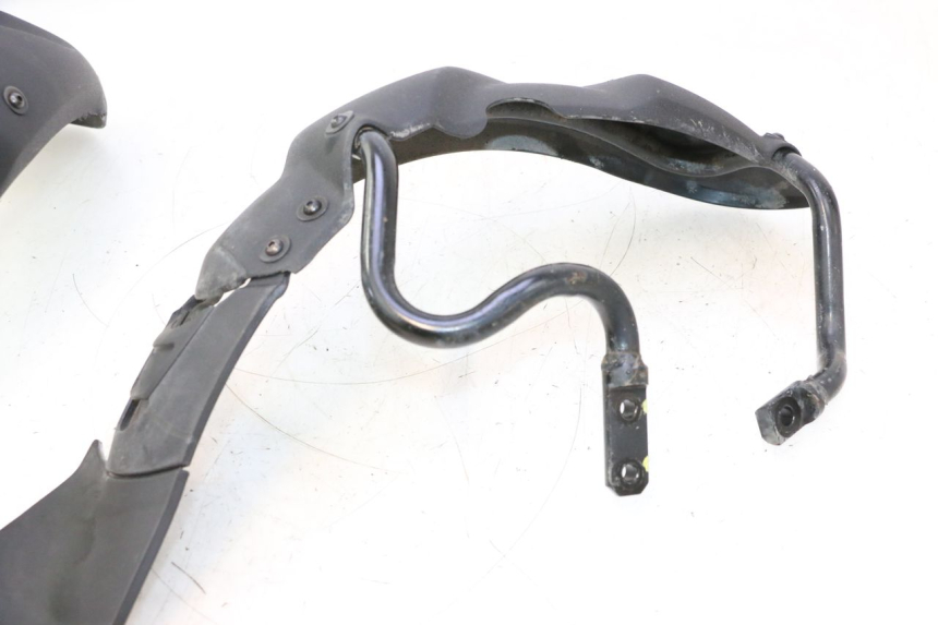 photo de PARALAMA DIANTEIRO PIAGGIO MP3 LT 300 (2010 - 2016) - Detalhe da peça
