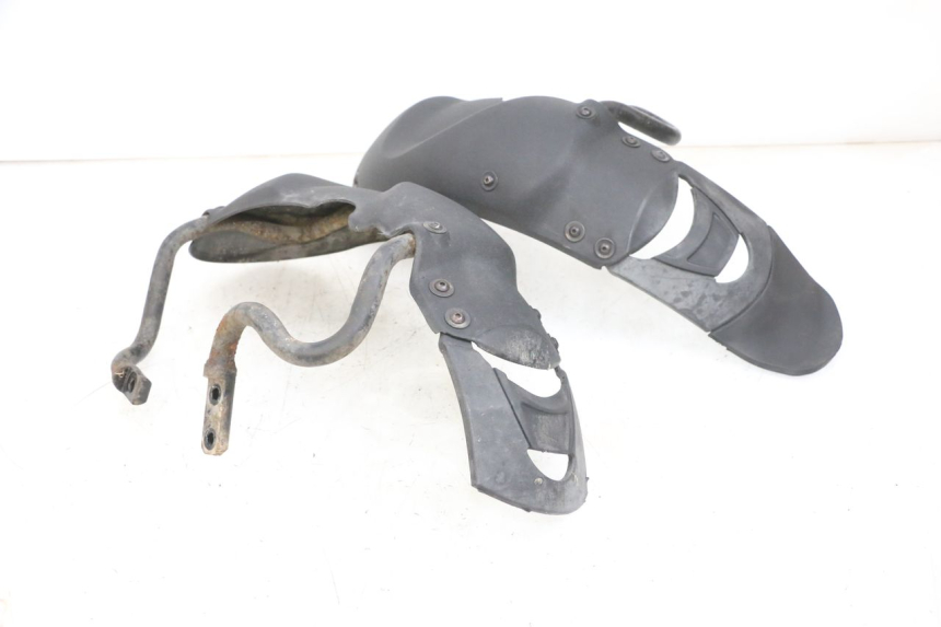 photo de PARALAMA DIANTEIRO PIAGGIO MP3 RL 250 (2006 - 2010) - Marcações e referências