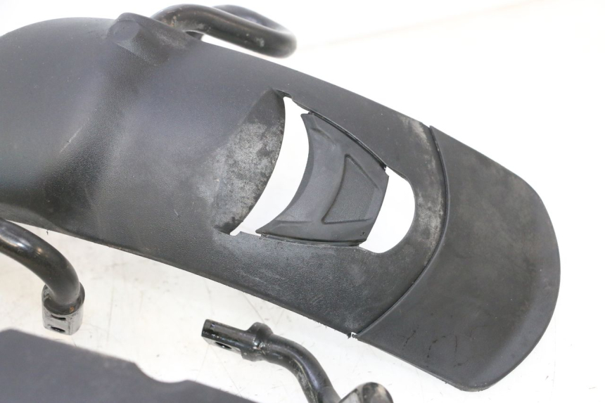 photo de PARALAMA DIANTEIRO PIAGGIO MP3 500 (2016 - 2018) - Detalhes característicos
