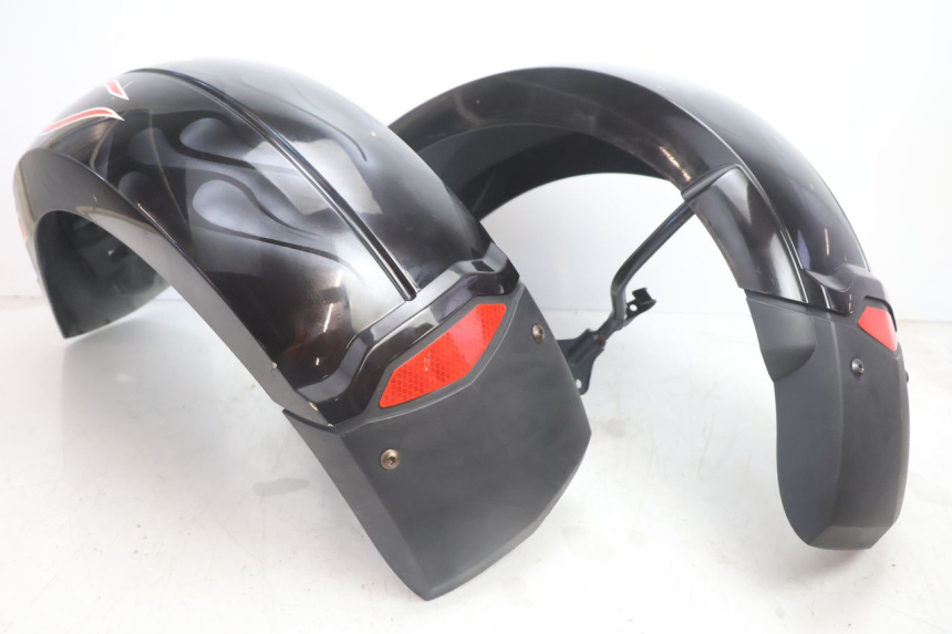 photo de PARALAMA DIANTEIRO CAN-AM SPYDER RS 1000 (2008 - 2012) - Marcações e referências