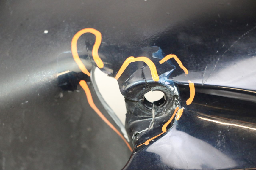 photo de PARALAMA DIANTEIRO HONDA ST PAN EUROPEAN 1300 (2002 - 2013) - Detalhes característicos