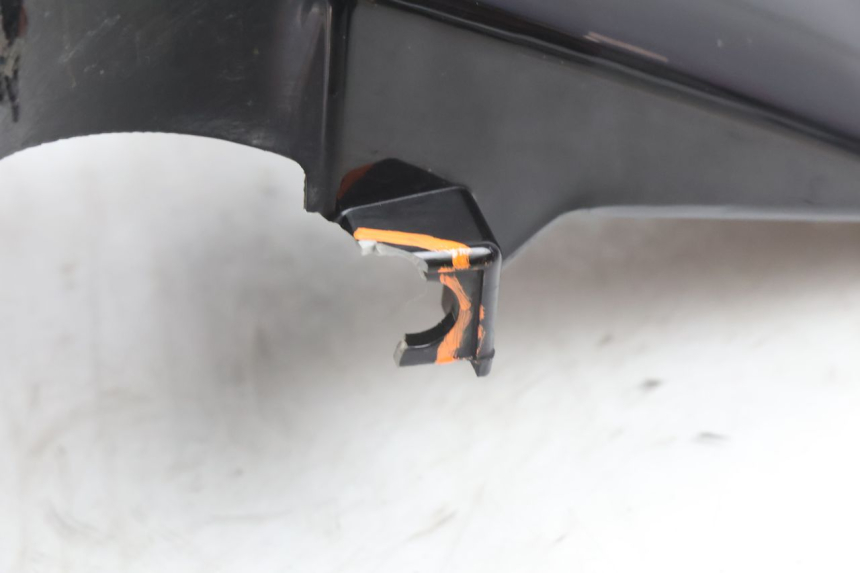 photo de PARALAMA DIANTEIRO KYMCO SUPER 8 2T 50 (2007 - 2013) - Pontos de fixação