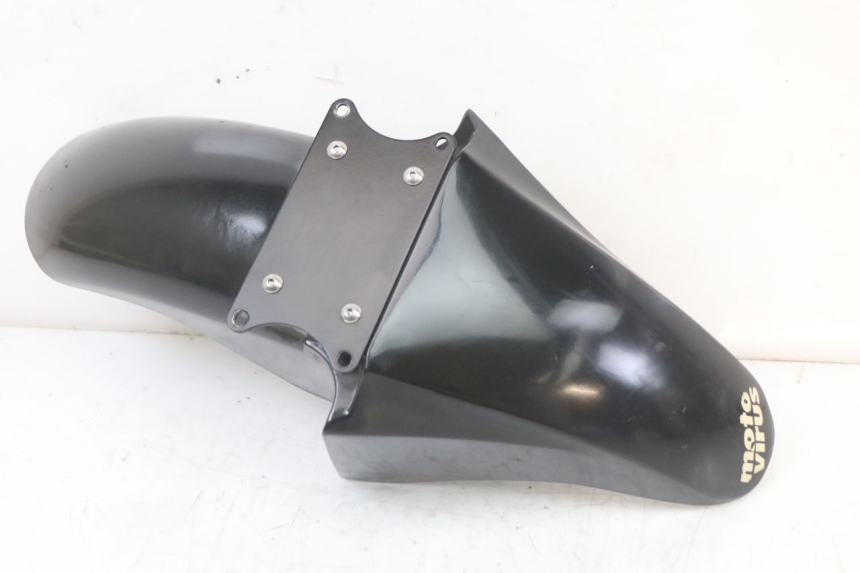photo de PARALAMA DIANTEIRO SUZUKI GS F 500 (2004 - 2007) - Detalhe da peça